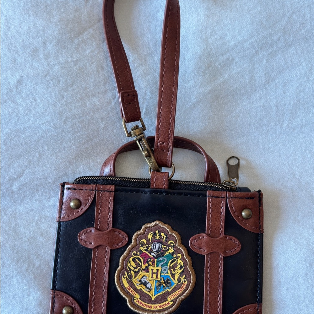 Harry Potter Hogwarts Briefcase Card Wallet Limited Edition